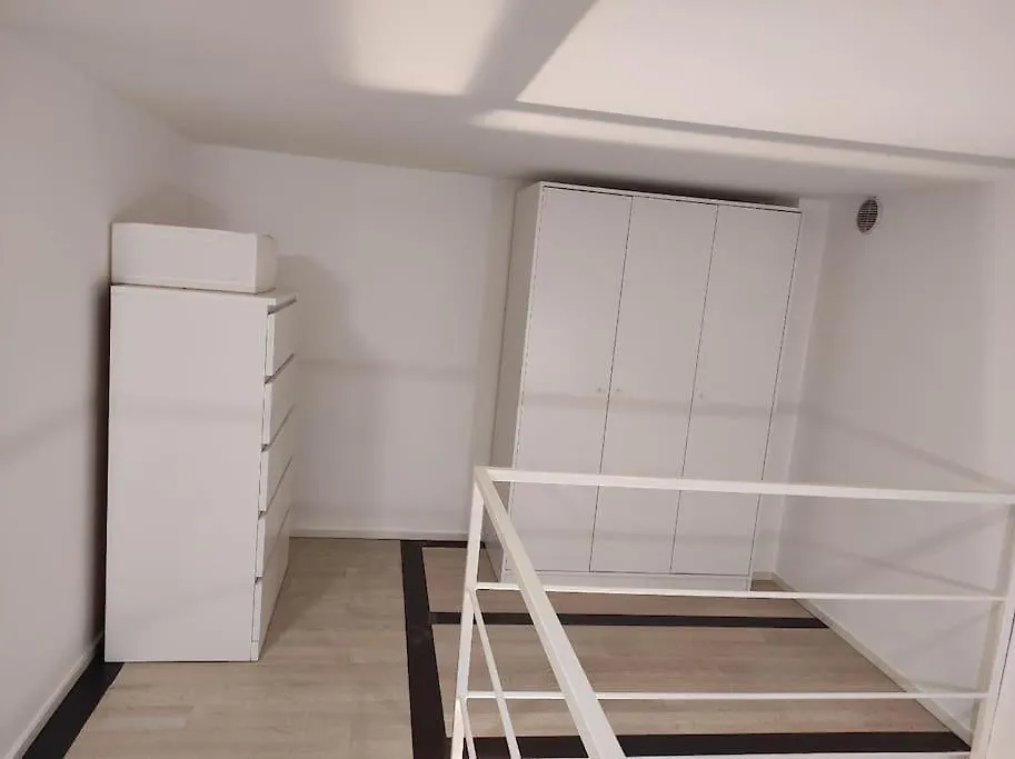 Appartamento Duomo Porta Venezia Mini Loft Con Wifi E Netflix Milano Italia